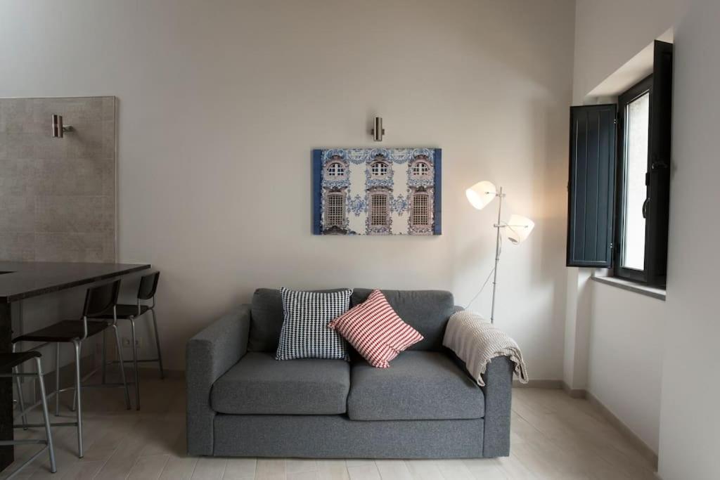 Typical House Faro Downtown Private Entrance Villa Bagian luar foto